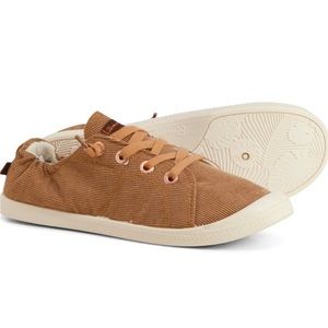 COPY - Tommy Bahama super soft and comfortable shoes